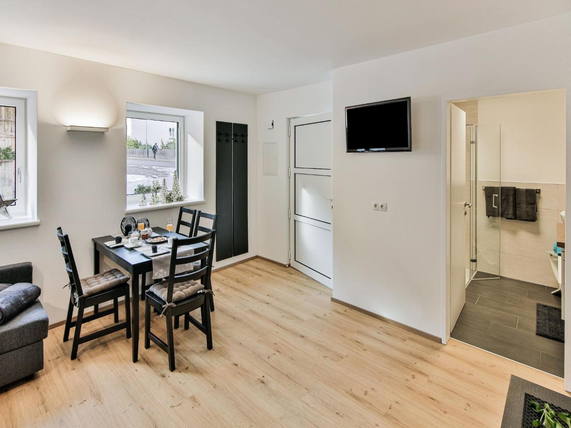 Elegant Apartment In Inzing With Terrace Екстер'єр фото